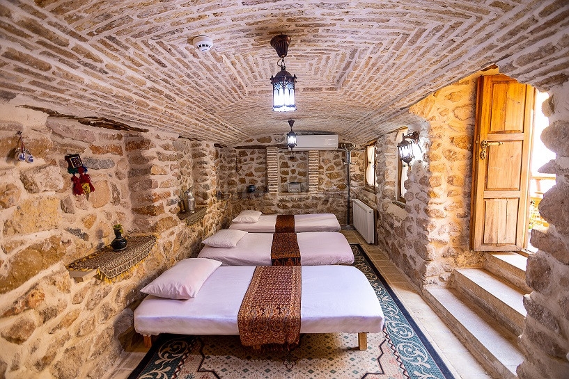 بومگردی ننه زهرا مهریز یزد